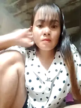 emilyzz online show from October 22, 2025, 1:11 pm