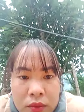 emilyzz online show from November 24, 2025, 1:16 am