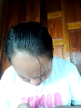 emilyzz online show from July 16, 2026, 9:26 am