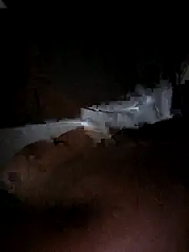 Milenvs online show from October 13, 2025, 9:59 pm