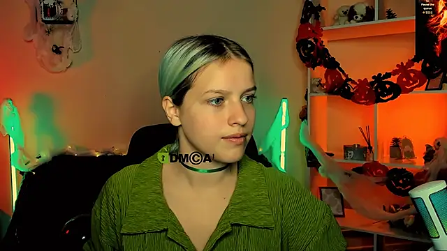 kaela spell  online show from October 26, 2025, 9:48 am