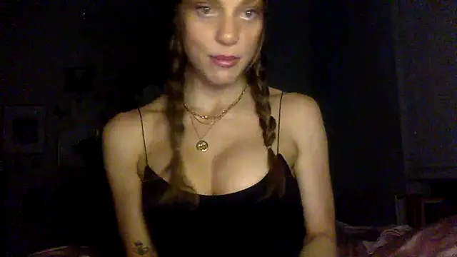 Snapshot of Texxaspearl chatting on November 2, 2025, 11:34 am Texxaspearl online show from November 2, 2025, 11:34 am