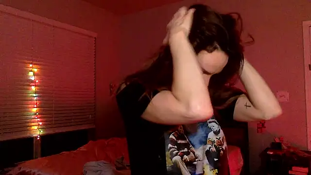 Texxaspearl online show from January 8, 2026, 7:10 am