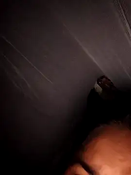 lickcandy online show from November 7, 2025, 4:18 pm