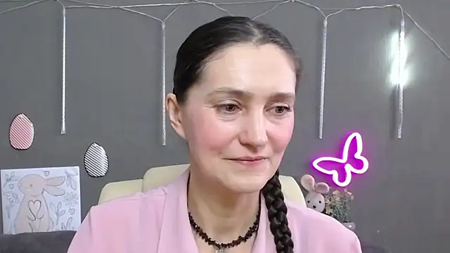 TayaFinch online show from April 2, 2026, 12:14 pm