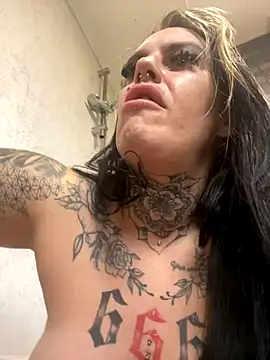 Snapshot of DIRTY_PAISLEY_X chatting on October 10, 2025, 11:20 am DIRTY PAISLEY X online show from October 10, 2025, 11:20 am