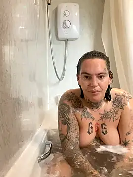 Snapshot of DIRTY_PAISLEY_X chatting on October 20, 2025, 3:12 pm DIRTY PAISLEY X online show from October 20, 2025, 3:12 pm