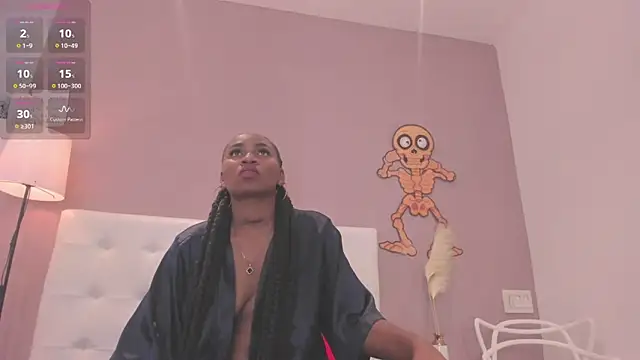 IrinaShaykk  online show from October 24, 2025, 4:14 pm