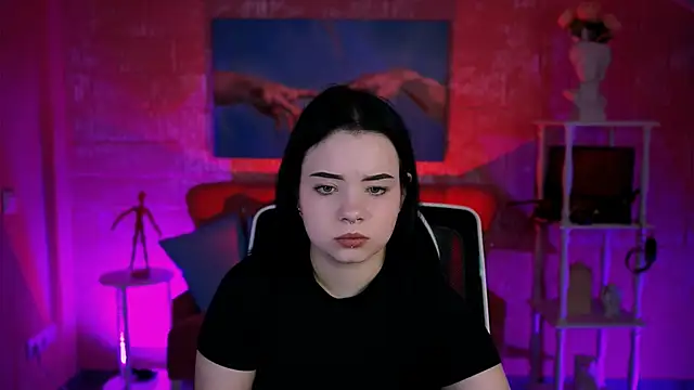 Snapshot of leslierowe_ chatting on November 22, 2025, 12:59 pm leslierowe online show from November 22, 2025, 12:59 pm