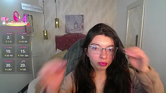 alllyson  online show from October 10, 2025, 7:57 pm