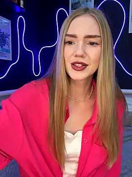 MilaMoone online show from October 23, 2025, 10:36 am