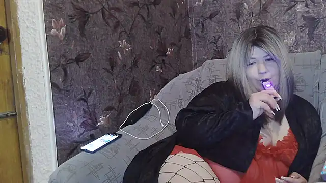 YuliiaSan online show from August 2, 2026, 7:45 pm