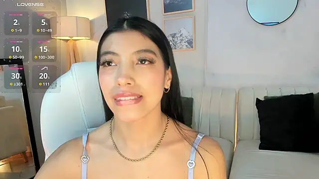 Tiffany Low online show from February 26, 2026, 3:55 pm