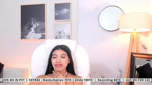 Tiffany Low online show from April 15, 2026, 7:58 pm