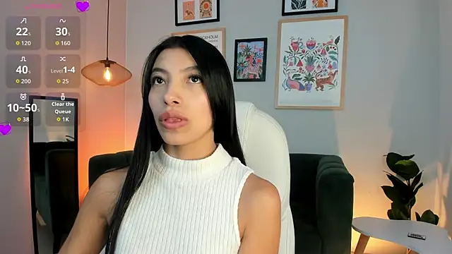 Tiffany Low online show from April 22, 2026, 4:30 pm