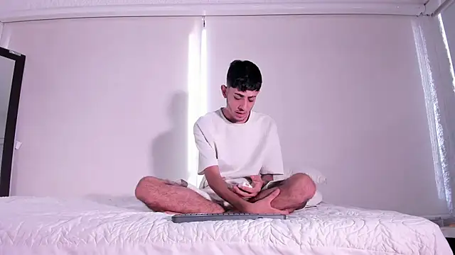 j martony online show from November 18, 2025, 12:42 pm