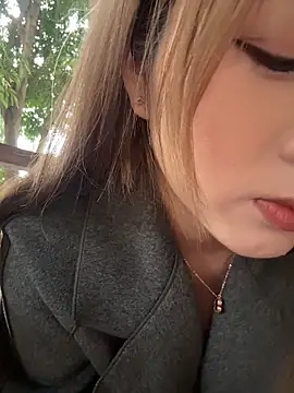 yuki june online show from March 8, 2026, 9:02 am