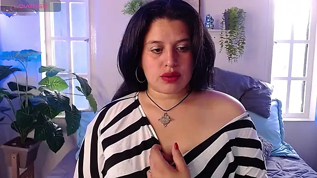 Andrea secret  online show from October 28, 2025, 4:09 pm