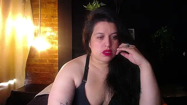 Andrea secret  online show from April 6, 2026, 2:18 pm