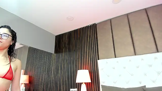 SamyySwet online show from November 18, 2025, 7:51 pm