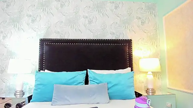 Snapshot of SamyySwet chatting on February 23, 2026, 1:03 am SamyySwet online show from February 23, 2026, 1:03 am