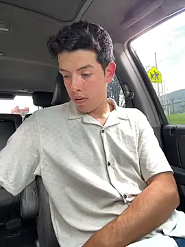 mattebret11 online show from October 20, 2025, 5:02 pm