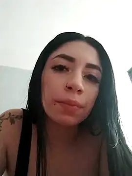 SarayGray online show from October 24, 2025, 6:59 pm