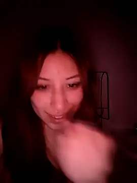 Snapshot of keirybby_ chatting on November 16, 2025, 7:36 am keirybby online show from November 16, 2025, 7:36 am