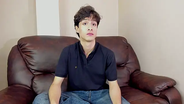 Snapshot of Xam_Collen chatting on November 21, 2025, 3:44 pm Xam Collen online show from November 21, 2025, 3:44 pm