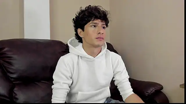 Snapshot of Xam_Collen chatting on November 29, 2025, 4:21 pm Xam Collen online show from November 29, 2025, 4:21 pm