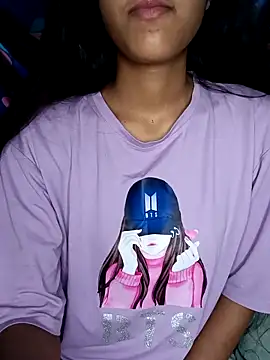 reetika6375 online show from October 6, 2025, 7:44 pm