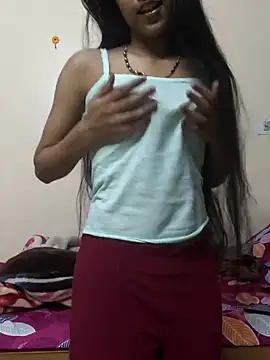 Snapshot of reetika6375 chatting on February 2, 2026, 8:51 pm reetika6375 online show from February 2, 2026, 8:51 pm