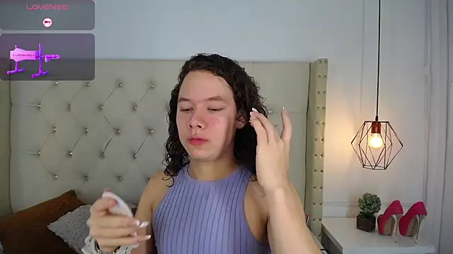 bycandy  online show from November 7, 2025, 12:16 pm