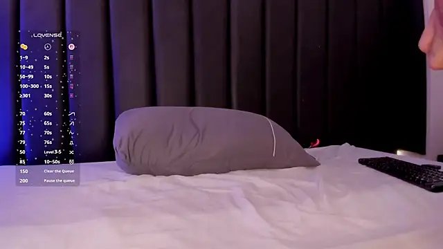 Cristina joy online show from February 27, 2026, 12:27 pm