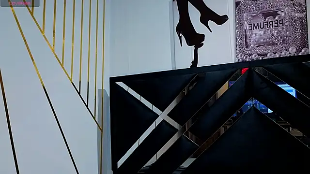 Angel-dragun online show from April 12, 2026, 3:33 am