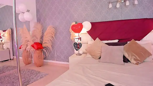 Snapshot of Celeste_Amber chatting on February 15, 2026, 7:43 pm Celeste Amber online show from February 15, 2026, 7:43 pm