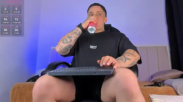 denis munera online show from November 15, 2025, 7:27 am