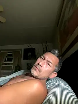 Snapshot of countryboi2002 chatting on October 8, 2025, 2:31 am countryboi2002 online show from October 8, 2025, 2:31 am