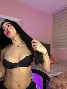 camila1 torres  online show from June 5, 2026, 8:58 pm