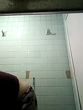 VioletStonee1 online show from September 27, 2025, 4:12 pm