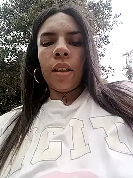 VioletStonee1 online show from October 29, 2025, 8:21 pm