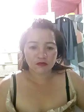 Snapshot of asian_seductive2 chatting on October 17, 2025, 11:35 am asian seductive2 online show from October 17, 2025, 11:35 am