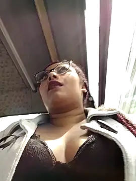 Snapshot of Ebony-Goddess19 chatting on November 14, 2025, 5:11 pm Ebony-Goddess19 online show from November 14, 2025, 5:11 pm