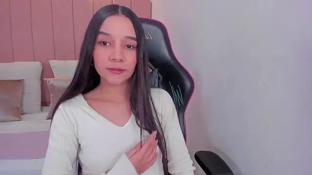 hanna jhonnes online show from September 23, 2025, 12:30 pm