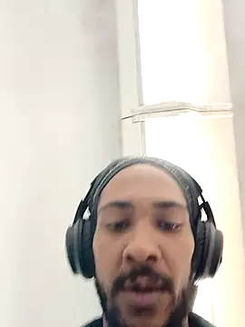 Mikaaa97 online show from April 11, 2026, 11:14 am