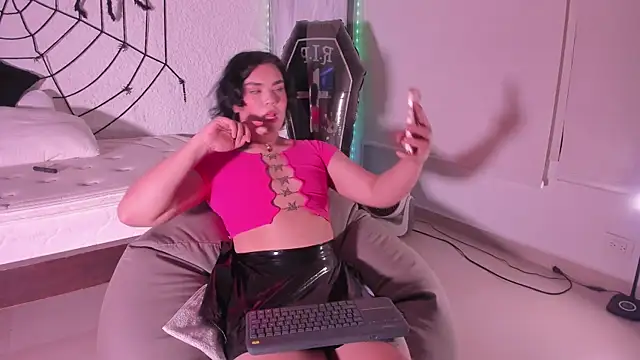 BlaerShadow  online show from October 27, 2025, 4:27 am