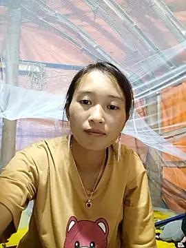 Snapshot of Qumdan chatting on September 23, 2025, 2:20 pm Qumdan online show from September 23, 2025, 2:20 pm
