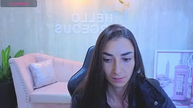 Maily a  online show from April 15, 2026, 2:40 am