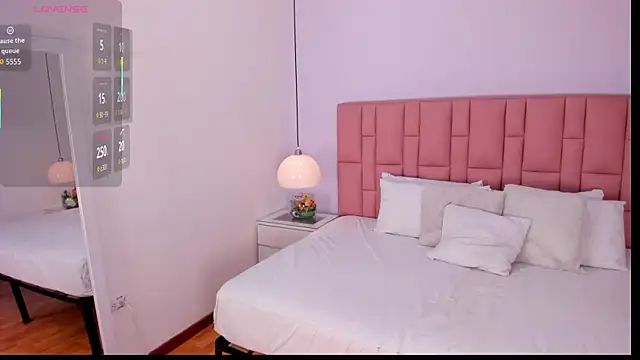 Amy Ferreira online show from December 14, 2025, 12:27 am