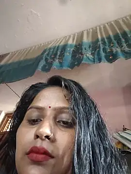 Jasmine Januja online show from June 15, 2026, 2:36 am
